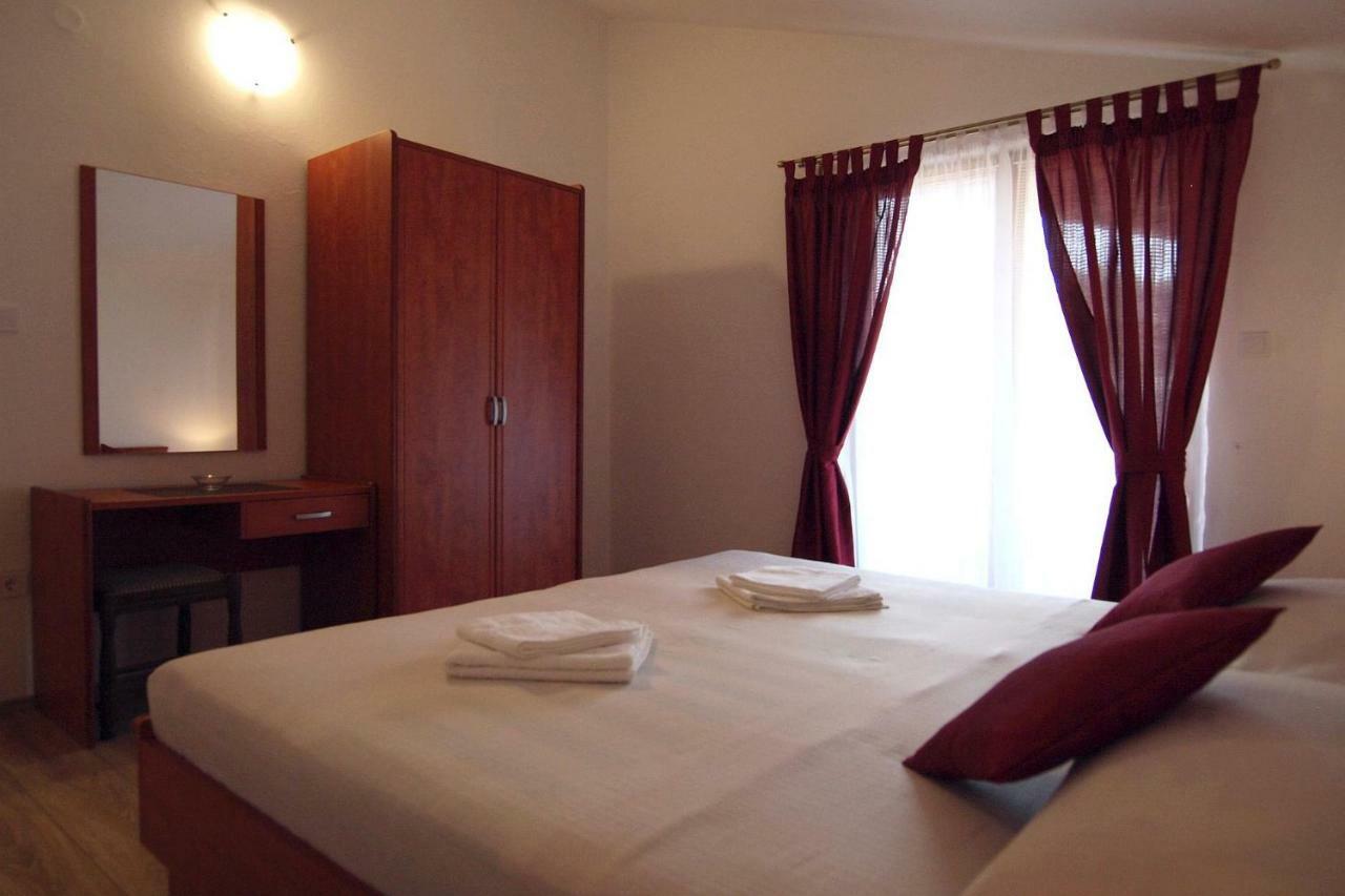 Apartment Pokrajac 罗维尼村 外观 照片