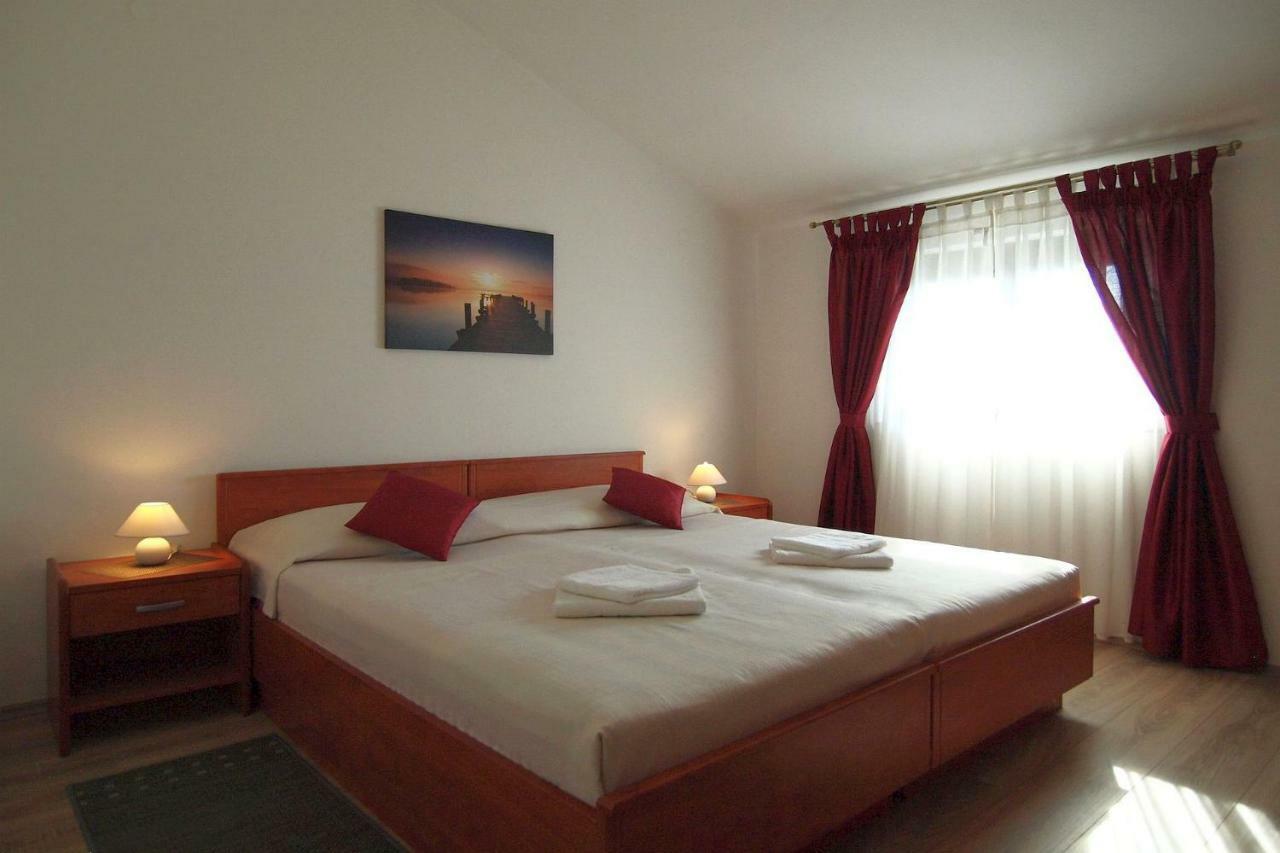 Apartment Pokrajac 罗维尼村 外观 照片
