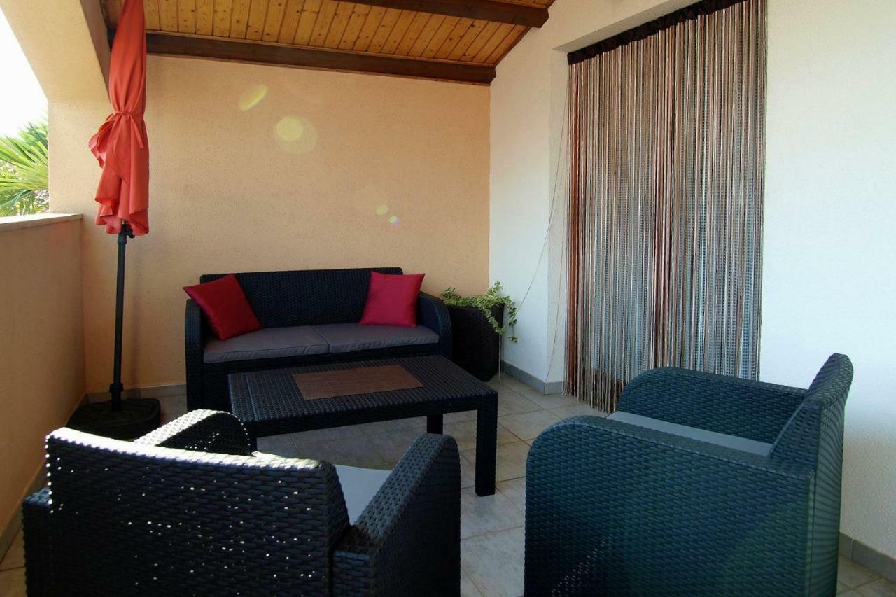 Apartment Pokrajac 罗维尼村 外观 照片