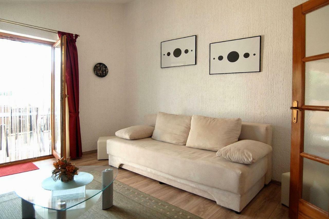 Apartment Pokrajac 罗维尼村 外观 照片
