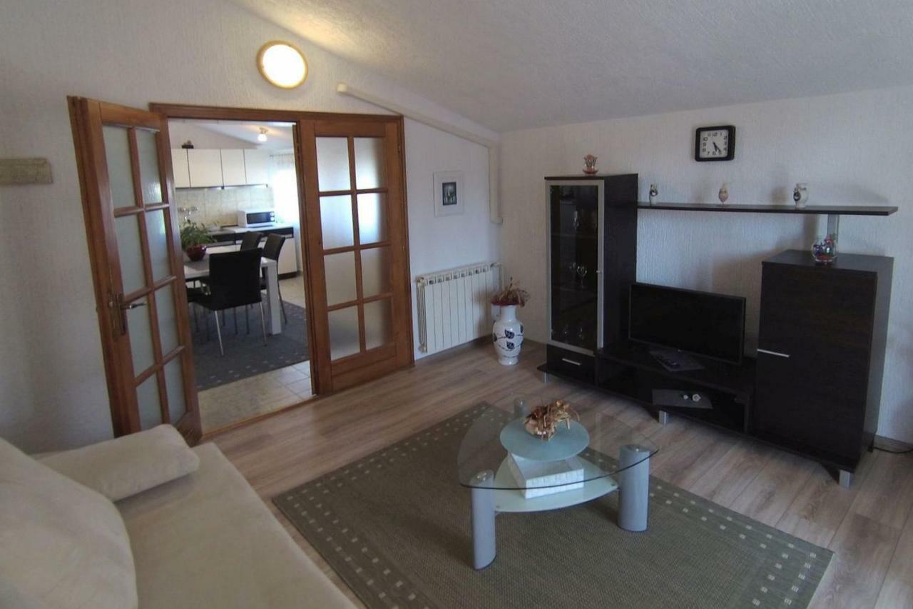 Apartment Pokrajac 罗维尼村 外观 照片