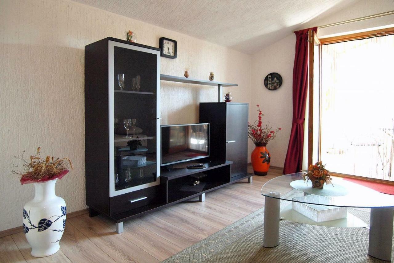 Apartment Pokrajac 罗维尼村 外观 照片