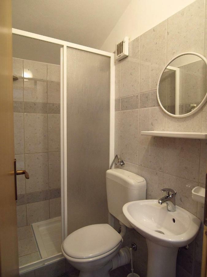Apartment Pokrajac 罗维尼村 外观 照片